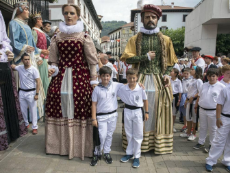 Inicio de las fiestas de Santiago en la localidad navarra.