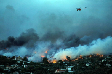 Decenas de muertos por varios incendios al noreste de Atenas