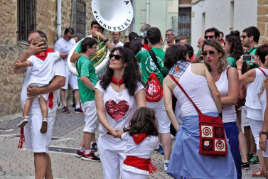 El chupinazo de este año estuvo marcado por el reconocimiento al grupo de auroros de la localidad