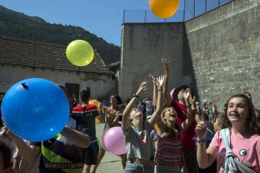 Imágenes del cohete de fiestas de Isaba