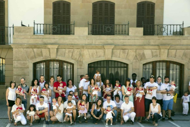 Imágenes del comienzo de las fiestas de Olazagutía