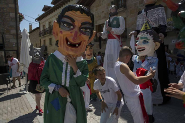 Imágenes del comienzo de las fiestas de Olazagutía