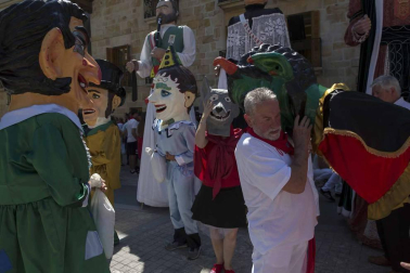 Imágenes del comienzo de las fiestas de Olazagutía