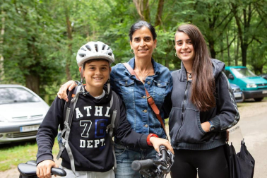 Las piscinas de Urdian fueron el punto de reunión para los participantes en el XVII Triatlón Infantil de Sakana, que se celebró el sábado 21 de julio. La prueba fue valedera para la clasificación de los Juegos Deportivos de Navarra de esta especialidad. A pesar de la lluvia, los deportistas disfrutaron del trazado organizado.