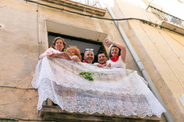 Procesión en honor a Santa Ana y segundo encierro en el tercer día de las fiestas de Tudela 2018 (26 de julio)