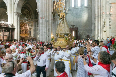 Procesión en honor a Santa Ana y segundo encierro en el tercer día de las fiestas de Tudela 2018 (26 de julio)