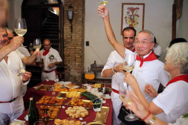 Procesión en honor a Santa Ana y segundo encierro en el tercer día de las fiestas de Tudela 2018 (26 de julio)
