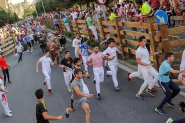 Procesión en honor a Santa Ana y segundo encierro en el tercer día de las fiestas de Tudela 2018 (26 de julio)