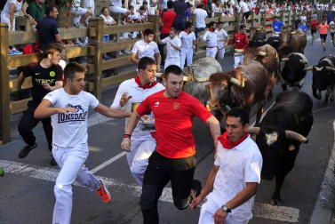 Procesión en honor a Santa Ana y segundo encierro en el tercer día de las fiestas de Tudela 2018 (26 de julio)