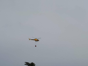 Los fuegos se produjeron en dos campos de cereales y fueron provocados por las chispas de dos cosechadoras.