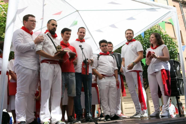 Fotos del encierro del cuarto día de las fiestas de Tudela, homenajes y pasacalles. 27 de julio de 2018