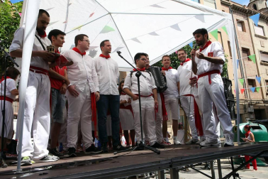 Fotos del encierro del cuarto día de las fiestas de Tudela, homenajes y pasacalles. 27 de julio de 2018