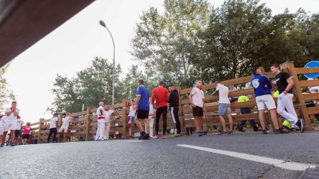 Fotos del encierro del cuarto día de las fiestas de Tudela, homenajes y pasacalles. 27 de julio de 2018