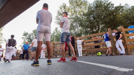 Fotos del encierro del cuarto día de las fiestas de Tudela, homenajes y pasacalles. 27 de julio de 2018