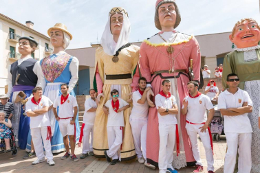Fotos del encierro y la gigantada del quinto día de las fiestas de Tudela 2018, 28 de julio.