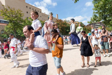 Fotos del encierro y la gigantada del quinto día de las fiestas de Tudela 2018, 28 de julio.
