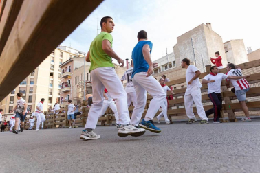 Fotos del encierro y la gigantada del quinto día de las fiestas de Tudela 2018, 28 de julio.