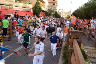 Fotos del encierro y la gigantada del quinto día de las fiestas de Tudela 2018, 28 de julio.