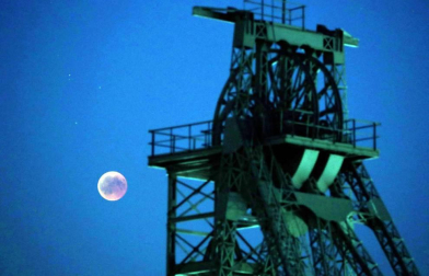 Fotos del eclipse lunar visto desde Navarra y otras partes del mundo (27 de julio de 2018)
