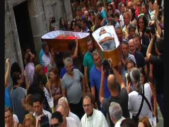 Cuatro ofrecidos para la peculiar procesión de los ataúdes de Santa Marta (Pontevedra)
