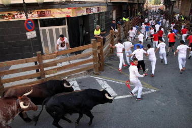 Fotos del encierro, pasacalles, homenaje al tudelano adoptivo, feria de alimentos artesanos y concurso de recortadores del sexto día de las fiestas de Tudela 2018, 29 de julio