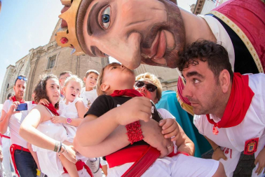 Fotos del encierro, despedida de gigantes, paellada popular y encierro infantil del último día de las fiestas de Tudela 2018, 29 de julio.
