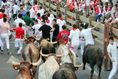 Fotos del encierro, despedida de gigantes, paellada popular y encierro infantil del último día de las fiestas de Tudela 2018, 29 de julio.
