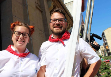 Estella ha arrancado este viernes, Viernes de Gigantes, sus fiestas patronales. Los actos festivos en la ciudad del Ega se prolongarán durante siete días.