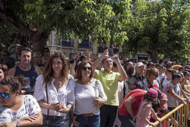 Estella ha arrancado este viernes, Viernes de Gigantes, sus fiestas patronales. Los actos festivos en la ciudad del Ega se prolongarán durante siete días.