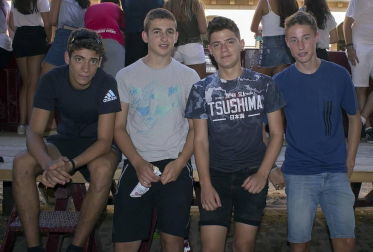 Como cada verano, Puente la Reina celebró sus fiestas patronales con motivo de la festividad de Santiago. Durante toda la semana pasada, la localidad las vivió intensamente al ritmo de la música, los festejos taurinos, los encierros, el baile y los distintos espectáculos para niños, jóvenes y mayores. ¡Click! acudió a uno de esos encuentros en la plaza de toros.