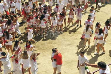 Fotos del cohete de las fiestas de Carcastillo 2018, 4 de agosto
