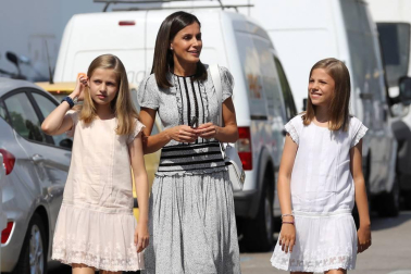 Galería de fotos de Felipe y Letizia en la Copa del Rey de vela