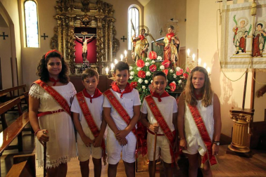 Imágenes sacadas a lo largo del Día del niño. Estas comprenden el balcón del ayuntamiento, la misa, marchando por la calle y con la banda.