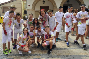 Imágenes de las fiestas de Funes del lanzamiento del cohete y homenajes del ayuntamiento