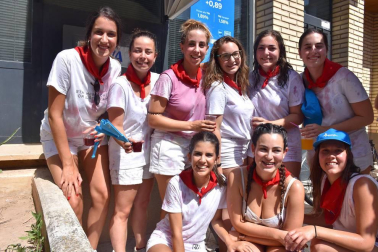Arguedas se sumó el pasado sábado al ciclo festivo de la Ribera con el inicio de sus fiestas patronales en honor a San Esteban. El chupinazo hizo estallar la alegría y la emoción de sus vecinos que disfrutaron de una jornada repleta de música, actividades y buen ambiente. ¡Click! fue partícipe de ello.