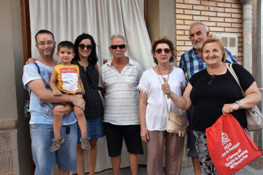 Dentro de las fiestas en honor a San Justo y San Pastor de Fustiñana, el pasado sábado 4 de agosto se disputó la XXXIV edición de la carrera Joya de la localidad. La prueba absoluta se compuso de un recorrido de 6,6 kilómetros donde participaron mayores y pequeños, a modo individual o por equipos, en una jornada de lo más deportiva. ¡Click! estuvo con muchos de ellos.