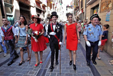 Cohete y fiestas en la calle de San Lorenzo de Pamplona