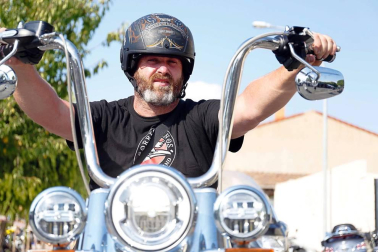 Más de 2.000 motos de España, Alemania y Francia acudieron este sábado a la apertura de la cita.