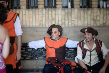 Olite se engalana por su feria medieval