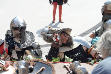 Olite se engalana por su feria medieval
