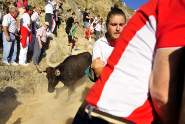 Fotos del segundo encierro del Pilón de Falces