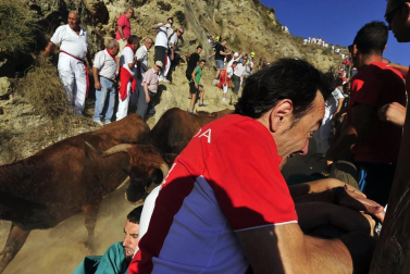 Fotos del segundo encierro del Pilón de Falces