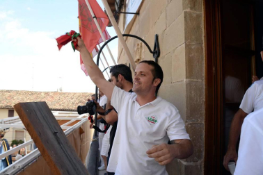 Fotos del cohete de fiestas de Mendigorría