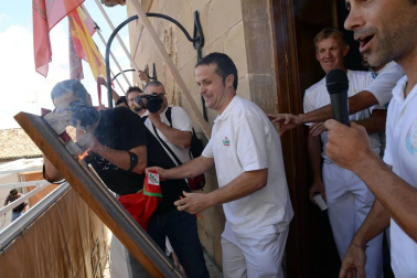 Fotos del cohete de fiestas de Mendigorría