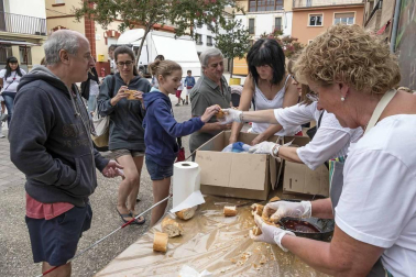 Esta localidad de Tierra Estella celebró este martes, 14 de agosto, su primer día de fiestas, que arrancaron con el lanzamiento del cohete.