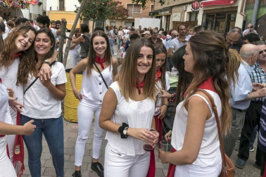 Esta localidad de Tierra Estella celebró este martes, 14 de agosto, su primer día de fiestas, que arrancaron con el lanzamiento del cohete.