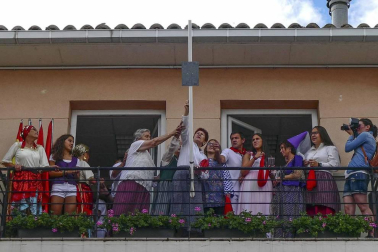 Esta localidad de Tierra Estella celebró este martes, 14 de agosto, su primer día de fiestas, que arrancaron con el lanzamiento del cohete.