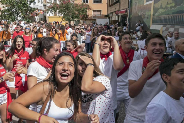 Esta localidad de Tierra Estella celebró este martes, 14 de agosto, su primer día de fiestas, que arrancaron con el lanzamiento del cohete.