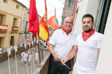 Fotos del cohete de las fiestas de Santa Ana de Buñuel.