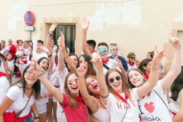 Fotos del cohete de las fiestas de Santa Ana de Buñuel.
